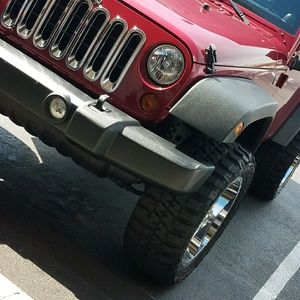 Meet your Posher, Candy