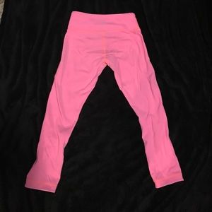 Lululemmon reservable crop stretch pants