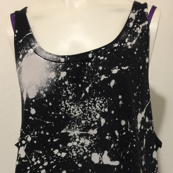 Oversized Tee - Picture 5 of 6