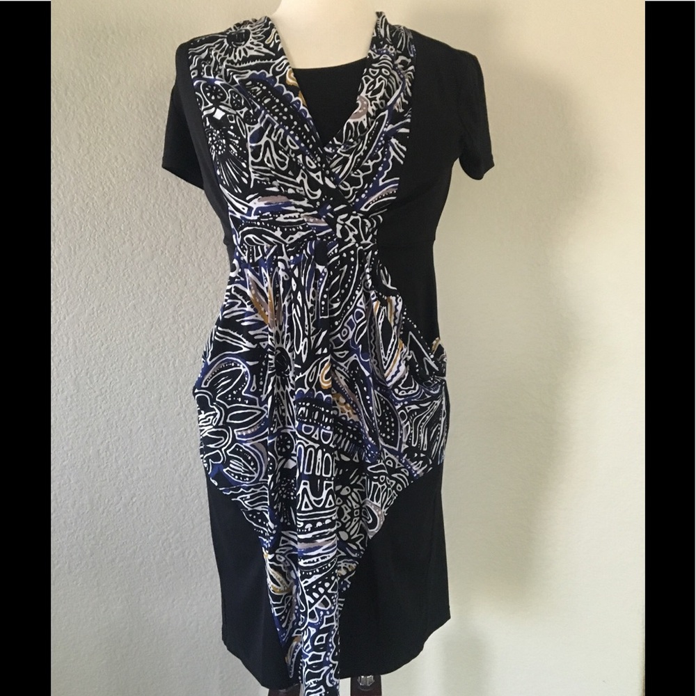 AlfAni aSyMmeTric rUfFlEd bLaCk DreSs