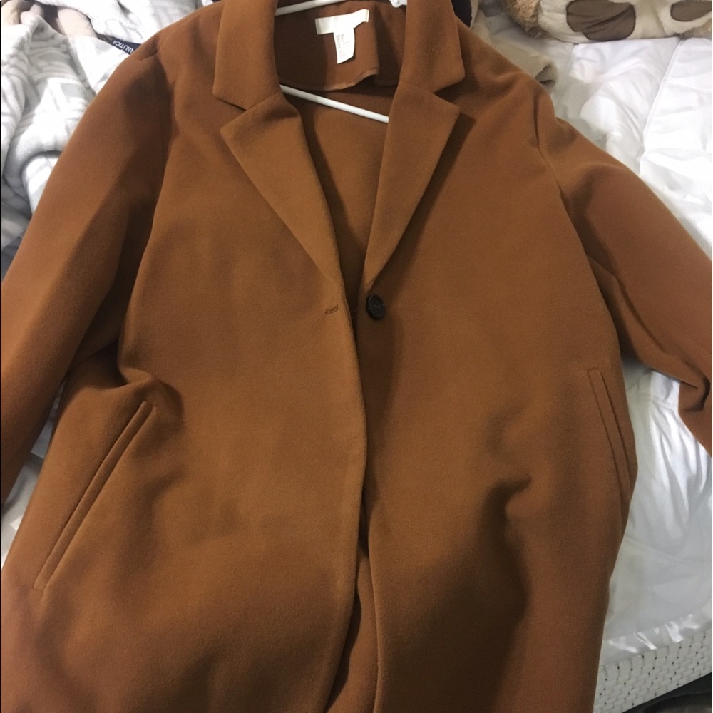 H&M tan oversized jacket