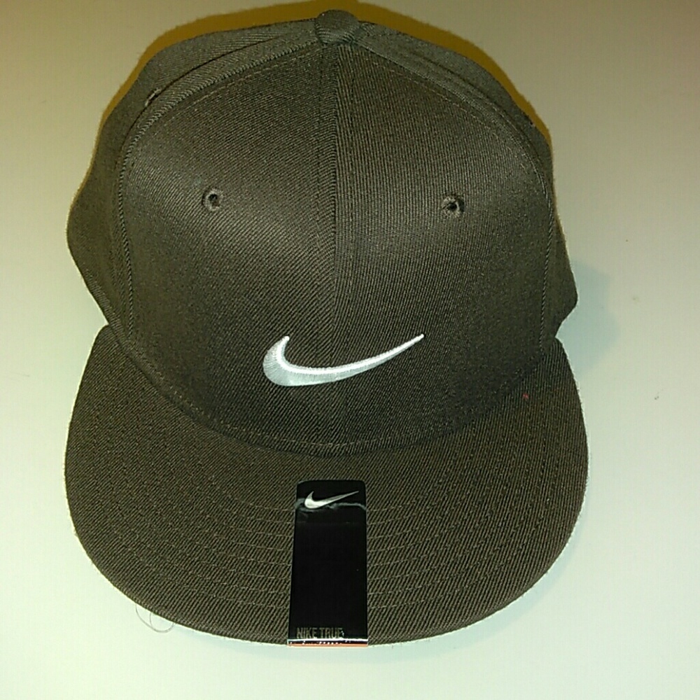Nike unisex Brown all sports hat cap