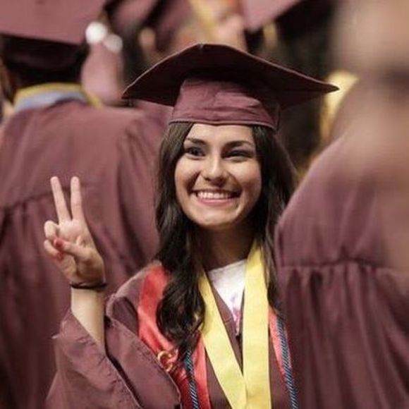 Meet your Posher, Deziray - Picture 1 of 1