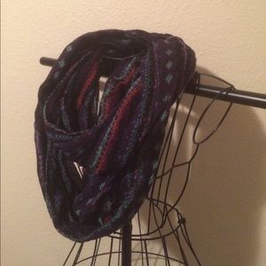American Eagle Dark Blue Aztec Spring Scarf