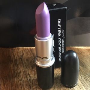 Mac limited edition Lipstick "Lured in" 🌸✨