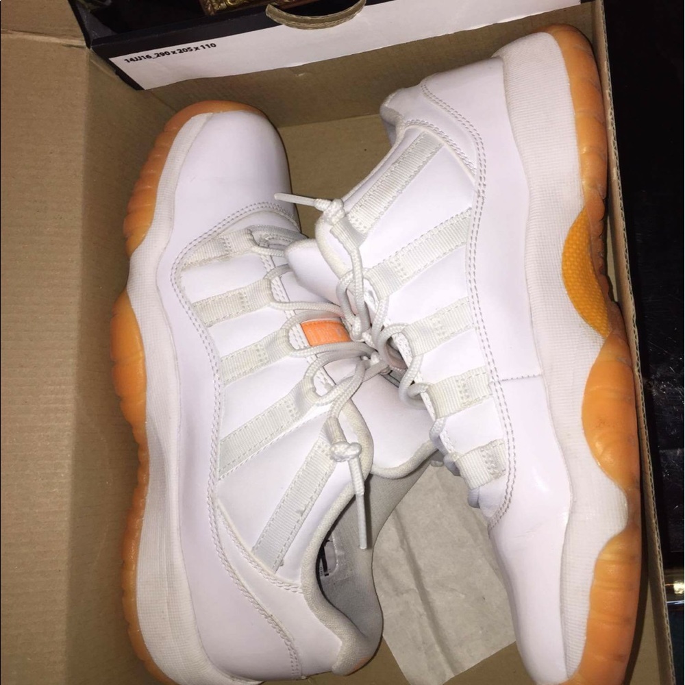 11s - Picture 2 of 2