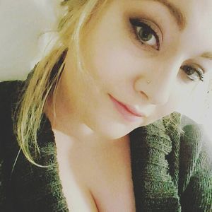 Meet your Posher, Whitney