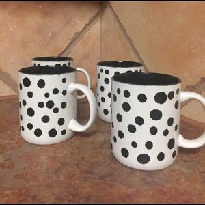 Set of 4 "Dalmatian" print coffee mugs