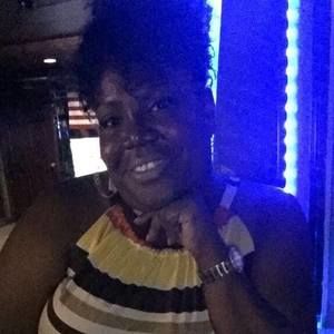 Meet your Posher, Aisha