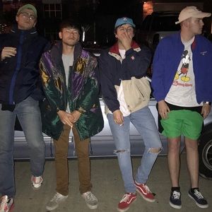 Meet your Posher, Carson