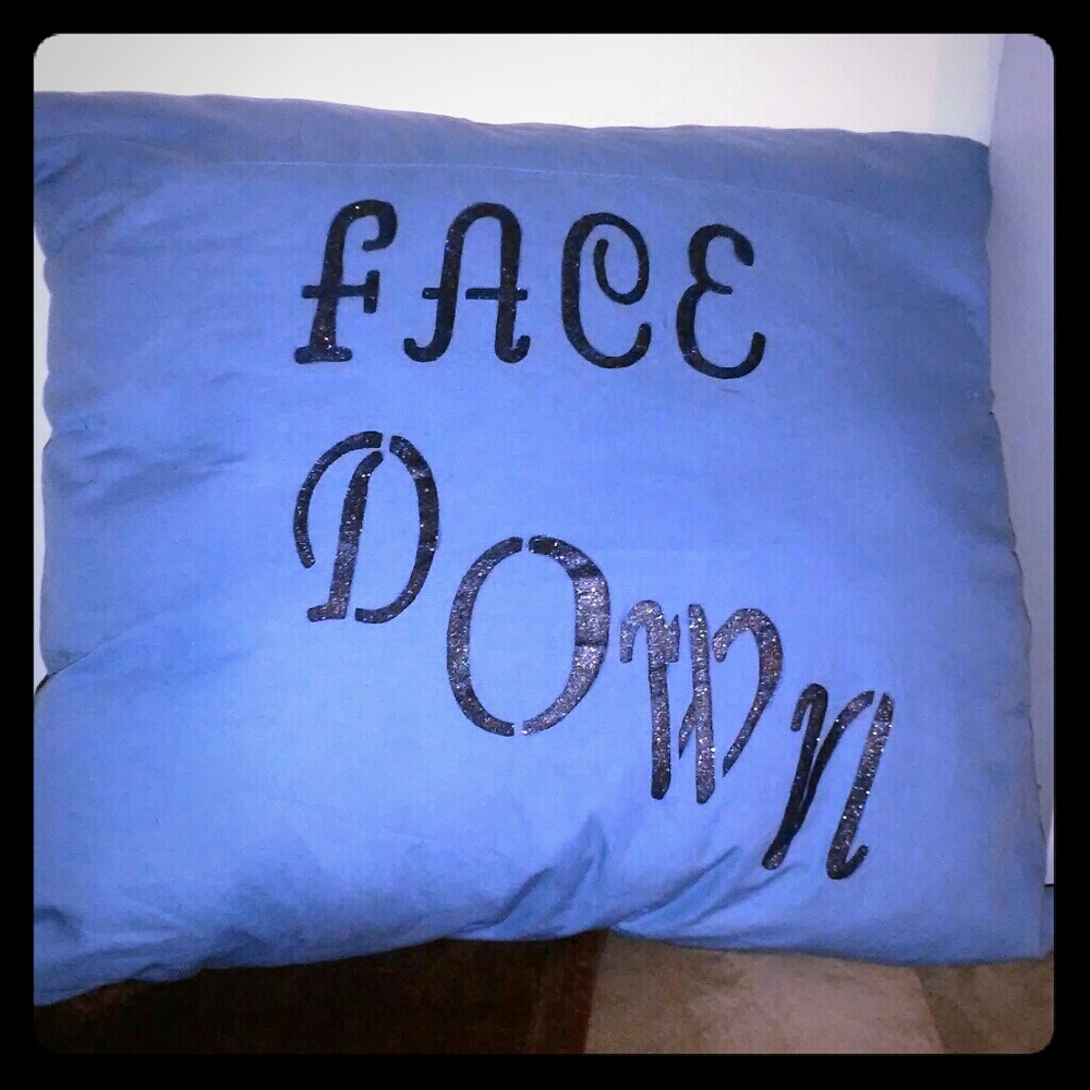Throw pillow