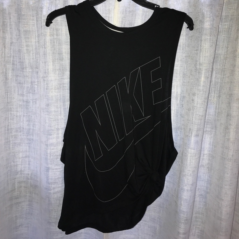 Nike tank