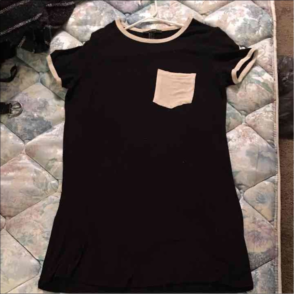 Black and cream pocket tee dress