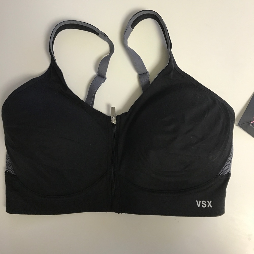 Brand new 34 D sports bra