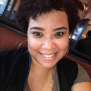 Meet your Posher, Kendria