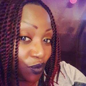 Meet your Posher, Angela