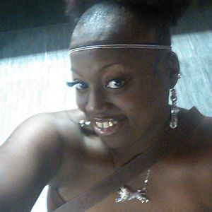 Meet your Posher, Denise