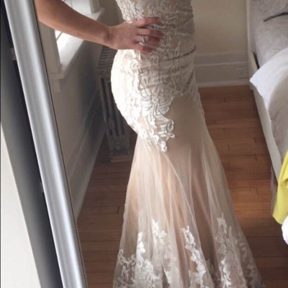 Dress - Picture 3 of 3