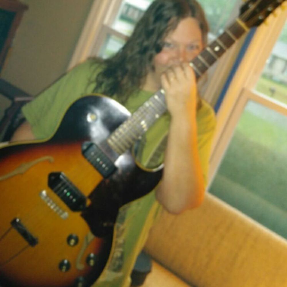 Meet your Posher, Leslie