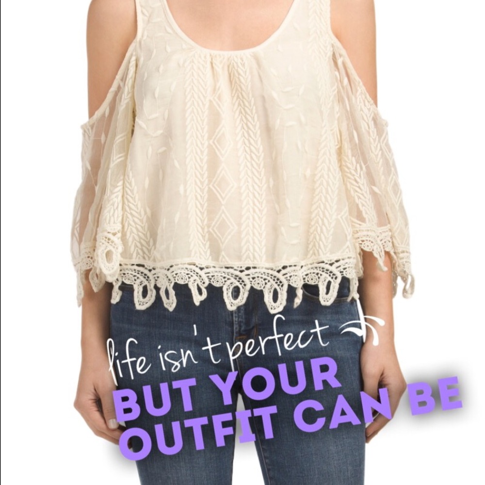 Sale! Vintage Small Ivory Cold Shoulder Top