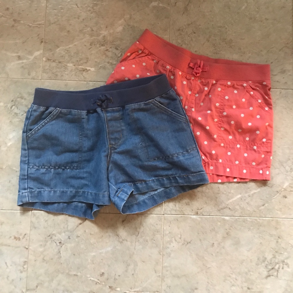 Elastic waist shorts