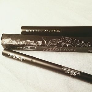 Kat Von D Liquid Eyeliner w/ Mascara