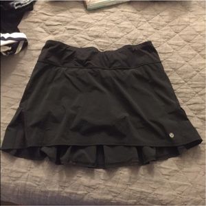 Luluemon speed skirt