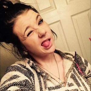 Meet your Posher, Ashlee