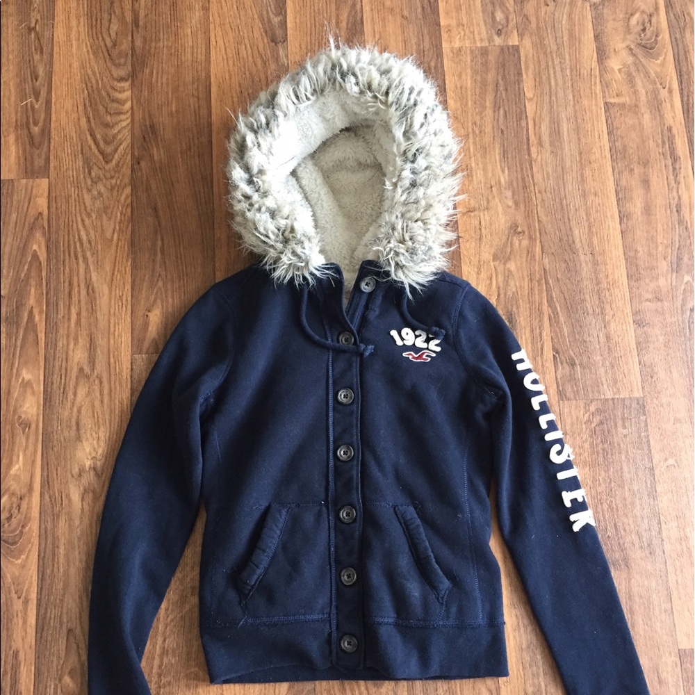 Hollister fur lined hoodie jacket small