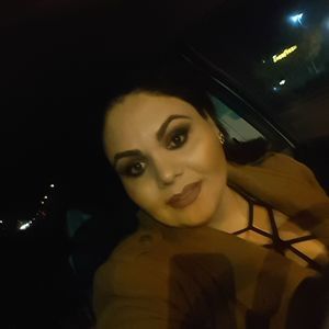Meet your Posher, Alejandra
