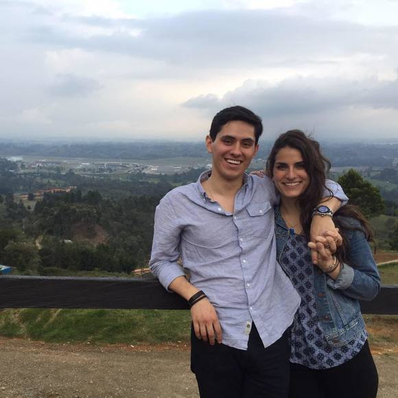 Meet your Posher, Alison - Picture 1 of 1