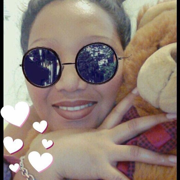 Meet your Posher, Enna - Picture 1 of 1