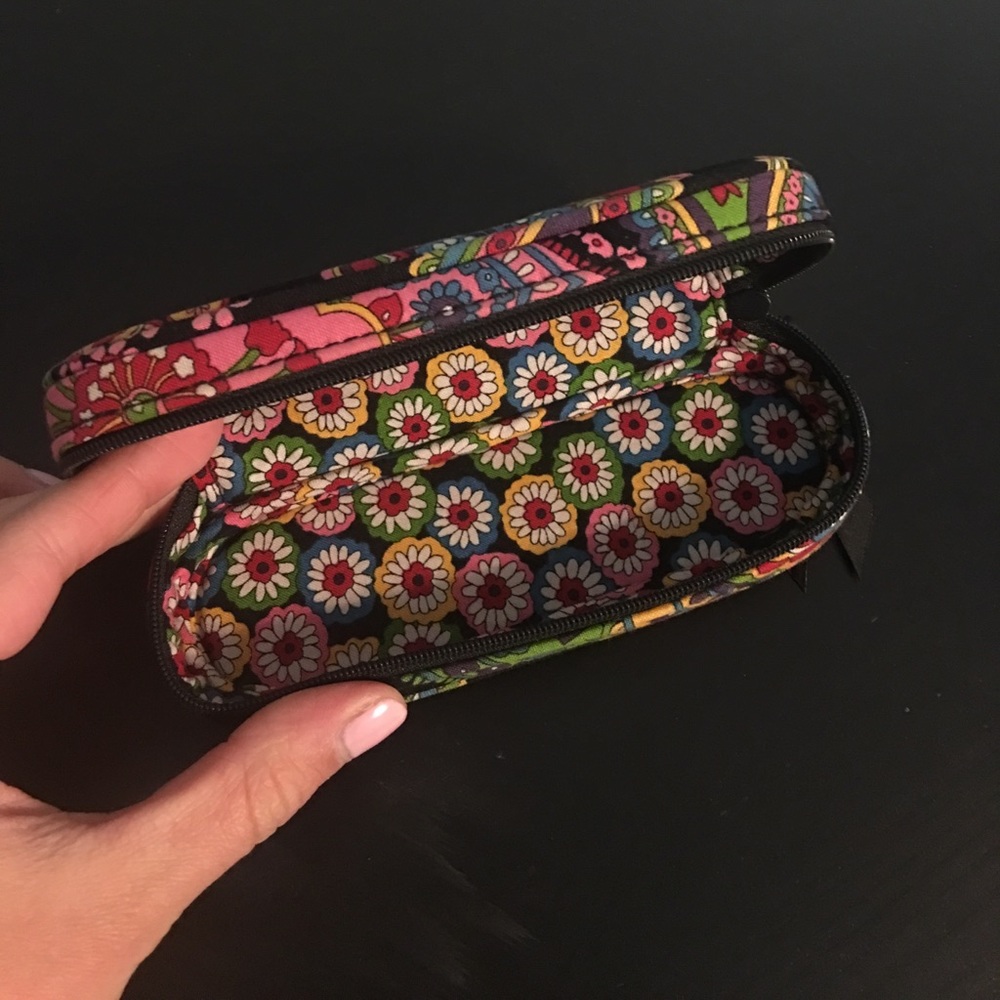 Vera bradley sunglasses case