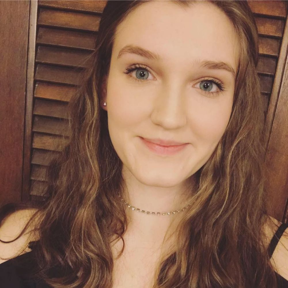 Meet your Posher, Brooke