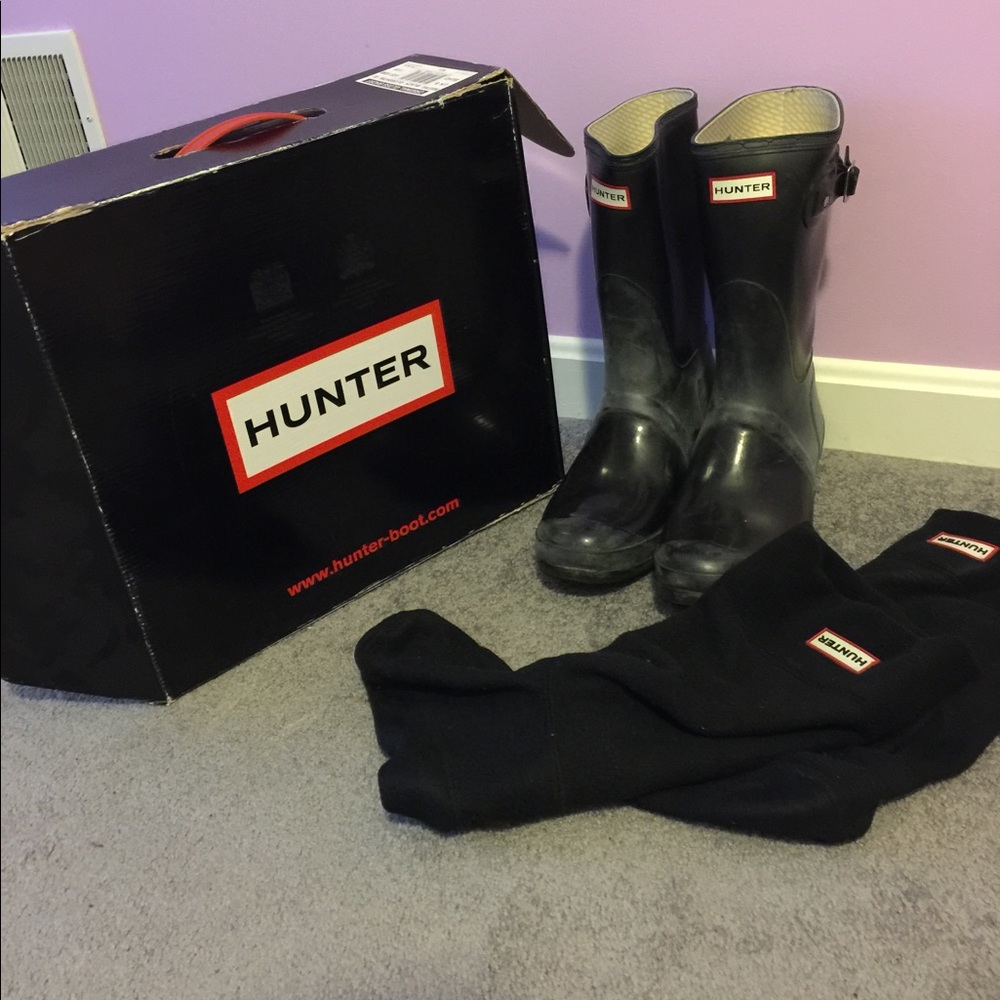 Hunter rain boots& socks