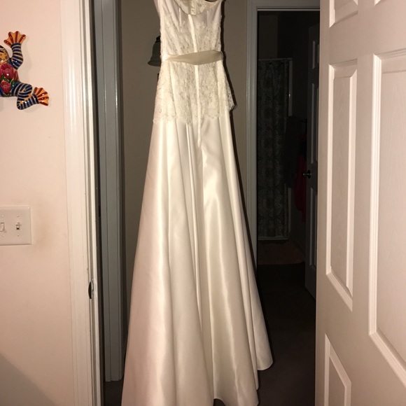 Jessica McClintock Wedding Dress - Picture 4 of 5
