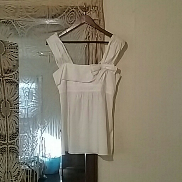 BCBG Max Azria White Summer Top - Picture 2 of 3