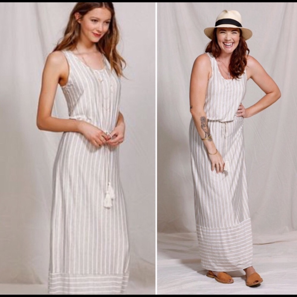 Le Lis stripped maxi dress