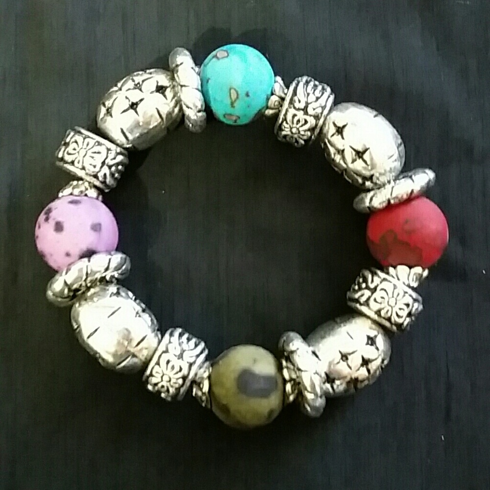 Multi-colored bracelet stretch