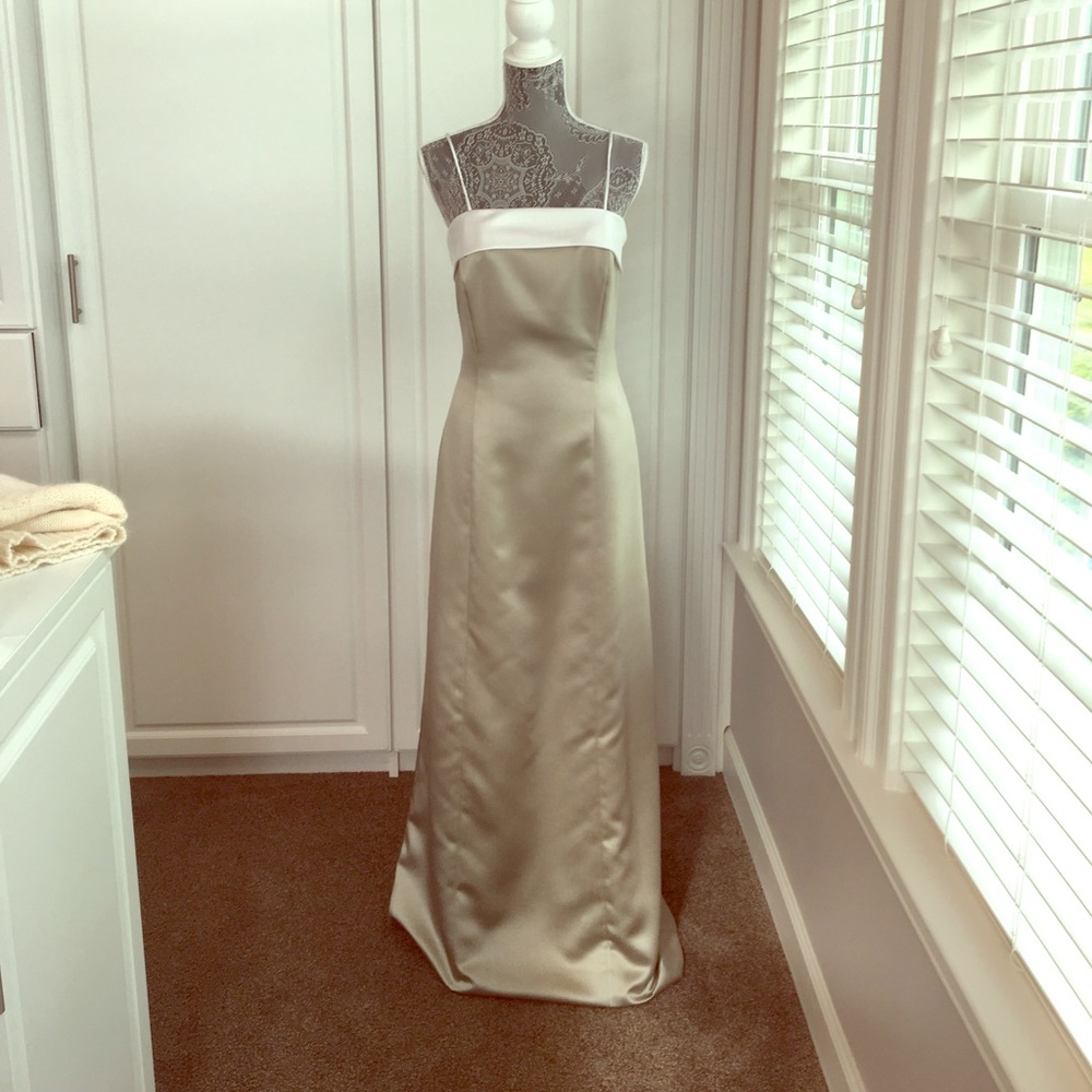 Vera Wang Gown. Sage & White