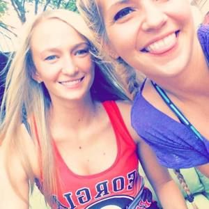 Meet your Posher, Courtney