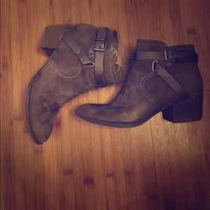 Women's booties