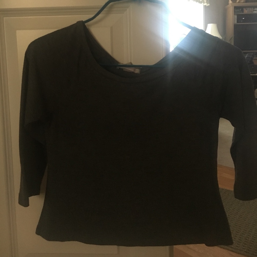 Gray shirt
