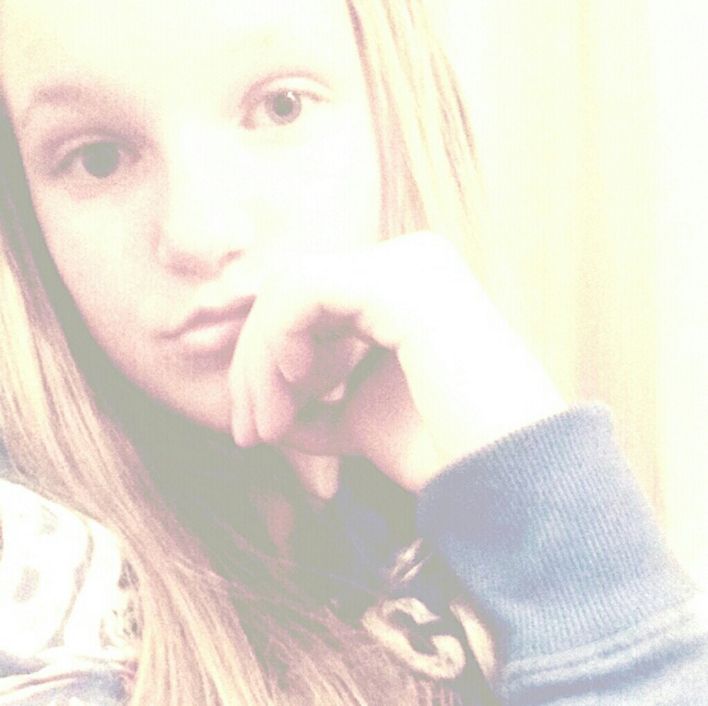 Meet your Posher, Brooke