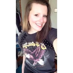 Meet your Posher, Hannah