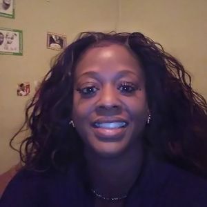 Meet your Posher, Shawna