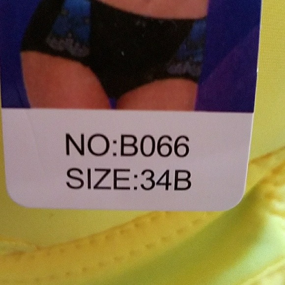 Bra Bundle - Picture 2 of 6