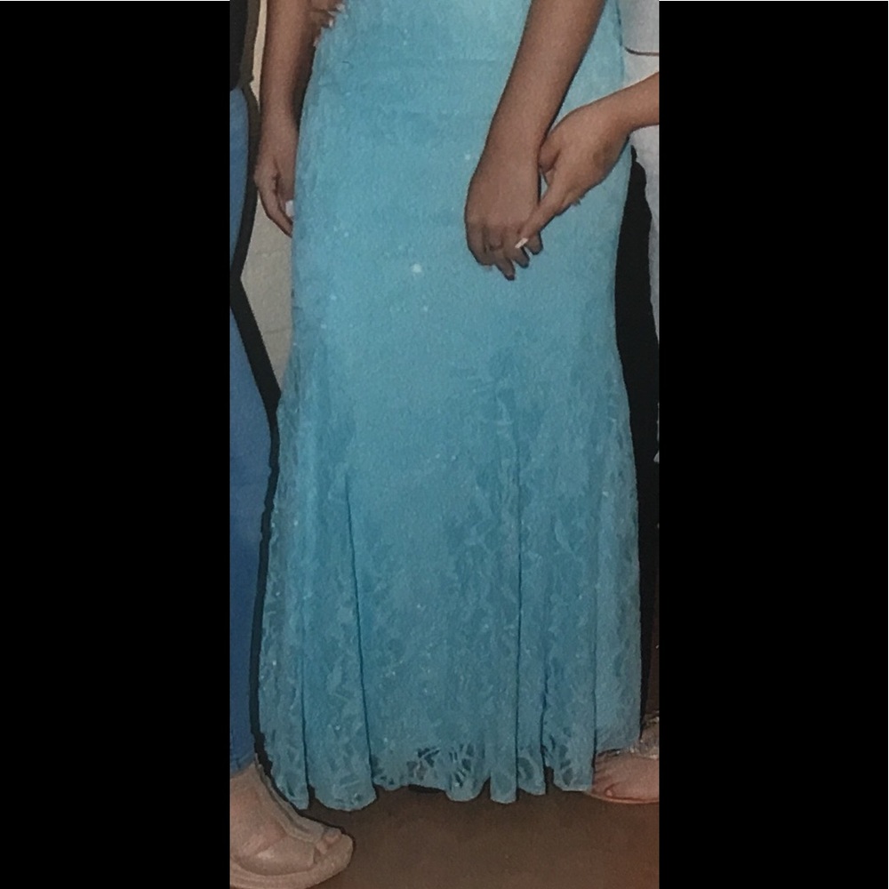 PROM - Picture 4 of 4