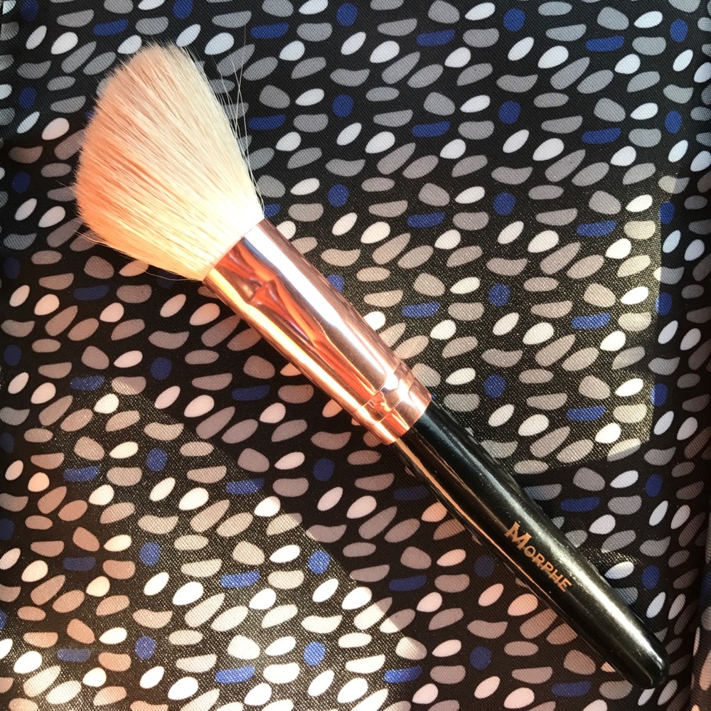 Large Rose Gold Angled Blush Morphe Brush
