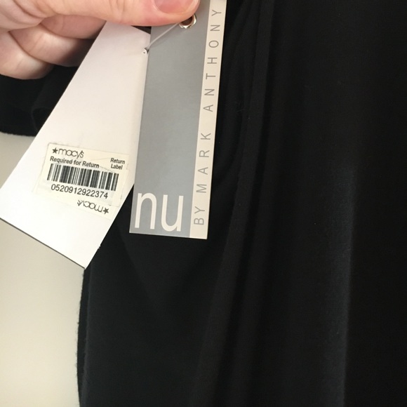 Black top size small - Picture 6 of 7